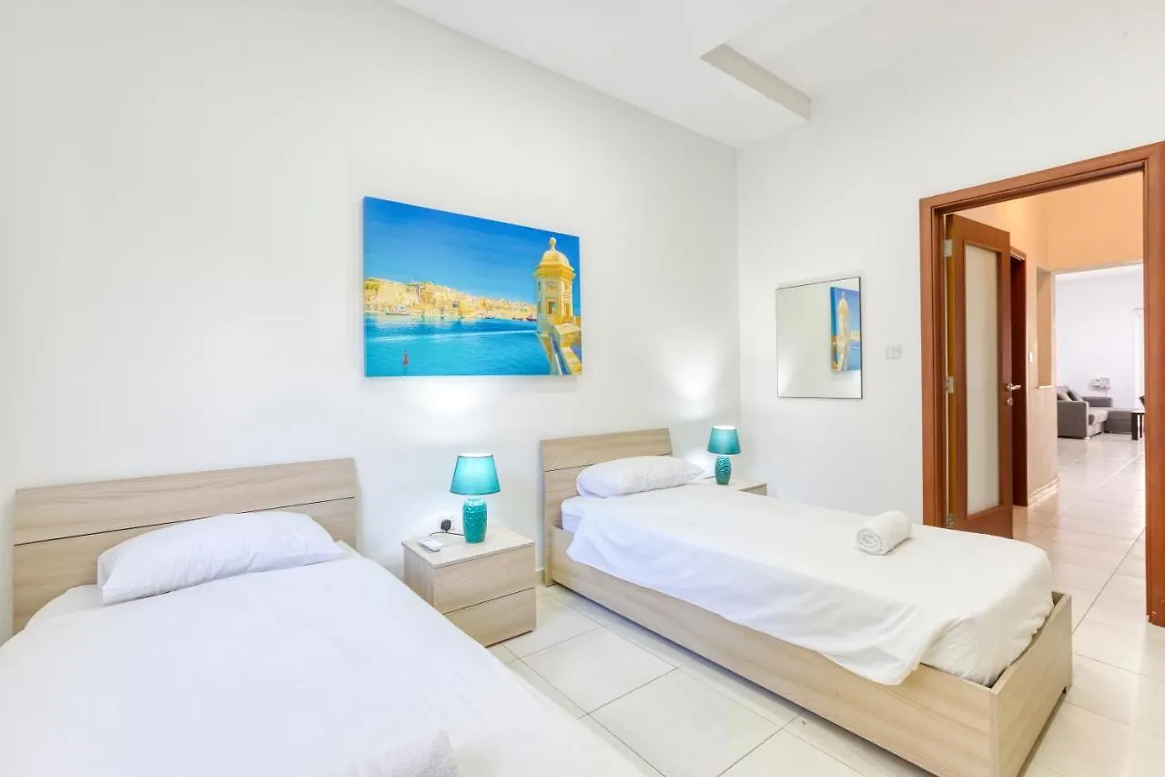 Apartamento Delightful 3Br Sliema Apt Near Promenade By 360 Estates